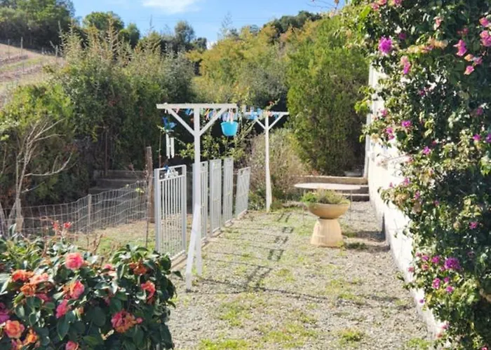 Apartmán T3 En Rez De Jardin D'une *